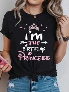 Talla Grande - Talla Grande - Princesa de Cumpleaños, una camiseta de moda casual de cuello redondo para mujer de talla grande, con la frase 'Soy la Princesa de Cumpleaños' junto con un diseño de corona y estrella, ideal para primavera y verano. - Negro - Ver 1