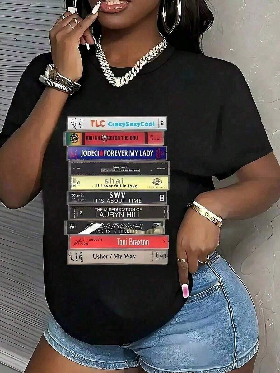 90s R&B Ribbon Print T-Shirt, Women's Autumn Clothing, Crew Neck T-Shirt, Women's T-Shirt, Women's Sweatshirt, Short Sleeve Top, Plus Size Loose T-Shirt, Oversized Graphic T-Shirt For Women, Casual Summer Short Sleeve Tops. - 黑色 - 查看 1
