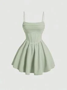 Elegante vestido de tirantes con fruncido en la cintura de color liso - verde menta - Ver 1