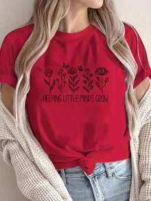 Camiseta casual con estampado floral y de letras "Ayudando a que crezcan los corazones pequeños", inspirada en educadores, 2026 - Top de manga corta y cuello redondo en rosa suave, transpirable y lavable a máquina, diseñada para maestros y profesionales de la educación infantil, ropa cómoda, camiseta con mensaje inspirador, camiseta para usar en todas las estaciones. - Rojo - Ver 1