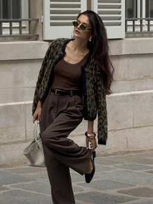 Áo khoác cardigan họa tiết da báo thời trang - Chất liệu dệt kim cá tính nhưng mềm mại, là item hoàn hảo để phối đồ trong mùa thu/đông, thể hiện phong cách cá nhân của bạn. - Nhiều màu - Xem 2