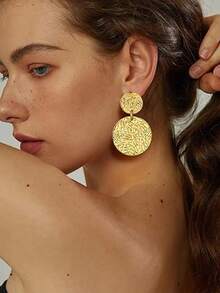 Pendientes circulares con patrón asimétrico exagerado y personalizado de estilo retro - Pendientes geométricos versátiles y de moda - aretes de aro - Ver 2