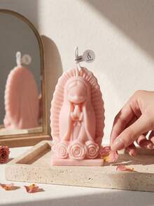 4 piezas Velas de cera de soja con diseño de Virgen María en estilo lindo y de dibujos animados, en colores melocotón rosa, verde menta, lavanda púrpura y amarillo crema. Decoración para el hogar, regalo para el Día de la Madre, regalo de graduación 2026 para ella, decoración de escritorio de oficina, centro de mesa para bodas, vela de oración católica, aromaterapia y meditación, decoración de altar, y confirmación, regalo festivo para mamá, novia y esposa - Set de edición limitada de Madonna en tonos pastel - Ver 10