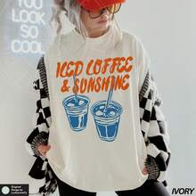Iced Coffee and Sunshine Shirt, Iced Coffee Shirt, Coffee Lover Gift, Summer hirt, Summer Vibes Shirt, Coffee Club Shirt, ®220g heavyweight 100% cotton T-shirt. Butterfly print. Unisex sizing. Round neck inspirational T-shirt. Cute and beautiful Y2K-inspired summer top, perfect for the outdoors, home, work, or street wear. Casual, loose-fitting everyday T-shirt. - Blanco - Ver 1