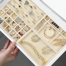 Velvet Jewelry Display, Exquisite Portable Jewelry Organizer, Storage Box for Rings, Earrings and Necklaces, Beige Organizer Trays - bandeja negra vacía - Ver 4