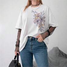 Camiseta de manga corta 100% algodón puro, estilo casual, versátil, elegante, fresca, con estampado de plantas, top oversize de moda. - Negro - Ver 4