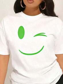 100% cotton Camiseta de manga corta de verano para mujer, ropa de primavera, camiseta de mujer verde neón con estampado de cara feliz - Top casual de manga corta con cuello redondo y estampado brillante, negro y verde lima para primavera, verano y otoño, ideal para fiestas o uso diario, lavable a máquina, holgada y cómoda para el verano.Camisetas holgadas y cómodas, conjuntos de verano para mujer. - Blanco - Ver 6