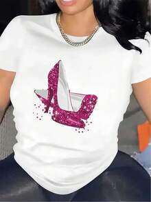 Oversized Short-Sleeved T-Shirt With A Sparkly High-Heel Shoe Design. | Comfortable And Stylish Top With A Sparkly Pink Shoe Print, Suitable For Casual Dinners Or Lounging At Home. Made Of Durable, Lightweight Fabric, With A Round Neck, Medium Stretch, And A Charming Fit. - 白色 - 查看 6