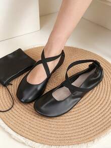 Women's Lightweight, Barefoot-Feel, Fashionable Casual, Soft & Comfortable, Versatile Indoor Slippers, Thin, Foldable, Easy Slip-On, Suitable For Dancing - Black - View 4