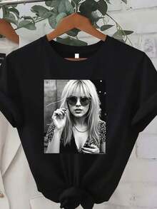 Janet Women's Retro Style Printed T-Shirt With Classical Music Elements, Perfect For Combining Nostalgia With Outfits, A Great Holiday Gift. All Kinds Of Prints, Jacket, Crew Neck T-Shirt, Casual, For The Office, For Travel, Very Popular, Sporty Style, Printed/Patterned, 100% Cotton T-Shirt, Casual, Comfortable, Soft, Breathable. The Latest Popular Bestseller - 彩色 - 查看 1