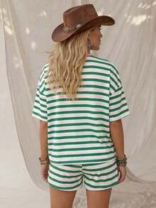 Conjunto casual de dos piezas para mujer, estilo boho chic, con camiseta de manga corta y pantalones cortos a rayas y bloques de color, ideal para verano, vacaciones y uso diario. - Multicolor - Ver 8