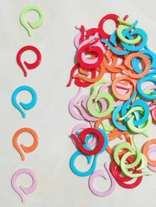 10 piezas Marcadores de punto tejidos de color aleatorio con extremo abierto | Contadores de filas con cierre de coma compatibles con agujas de tejer y ganchillos de crochet | Suministros esenciales para bordado, scrapbooking y todos los niveles de habilidad, desde principiantes hasta creadores avanzados - Hebilla de marcado grande - Ver 4