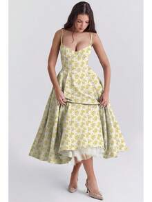 Vestido midi de satén con escote de corazón, vestido de graduación con tirantes finos y vuelo con bolsillos para bodas y eventos formales - Fondo blanco con pequeñas flores amarillas - Ver 3