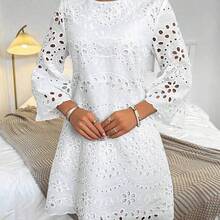 Women's Floral Hollow-Out Embroidery Round Neck Flare Sleeve Casual Dress - Verde - Ver 5