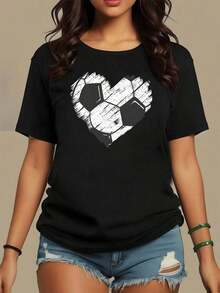 Corazón formado por trazos de balón de fútbol que simboliza la pasión y el espíritu del juego con textura artística y energía deportiva camiseta de mujer 100% algodón suave y cómoda para uso diario,maija mujer. - Negro - Ver 8