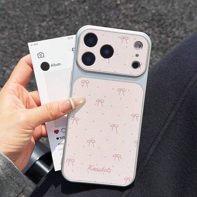 Ốp lưng INS phong cách Hàn Quốc chấm bi hồng nơ tối giản, tương thích với iPhone 17, 17 Pro, 17 Pro Max, 16, 16 Pro, 16 Pro Max, 15, 15 Pro, 15 Pro Max, 14 Pro Max, 14 Pro, 14, 13 Pro Max, 13 Pro, 12 Pro Max, 12 Pro, 11, 11 Pro Max, SE. Ốp bảo vệ điện thoại thời trang.