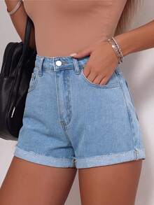 Pantalones cortos de tiro alto con botones: Hechos de tela duradera y sin estiramiento, con detalles desgastados, creando una silueta única, veraniega y de vanguardia. - Lavado ligero - Ver 3