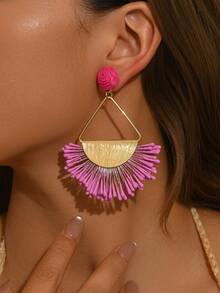 1 Pair Handmade Woven Raffia Geometric Pendant Earrings, Fashionable Unique Raffia Fan-Shaped Earrings, Suitable For Women's Daily, Vacation, And Party Wear - Hot Pink - View 3