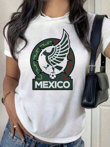 Playera de México para Mujer Camiseta Blanca de Selección Mexicana Fútbol Águila Estampado Gráfico Manga Corta Cuello Redondo Ropa Deportiva Casual Moda Urbana Verano Jersey Fanático deportes casuales, ofreciendo un ajuste cómodo y sin restricciones. Perfecto para combinar atuendos con amigos, adecuado para varios estilos y ocasiones. Camiseta de cuello redondo y corte holgado 5850.Ropa De Mujer / Ropa De Mujer De Uso Diario / Blusas, Camisas Y Camisetas De Mujer / Camisetas De Mujer Ropa Deportiva Basicos Mujer Short Playeras Para Hombre - Blanco - Ver 8