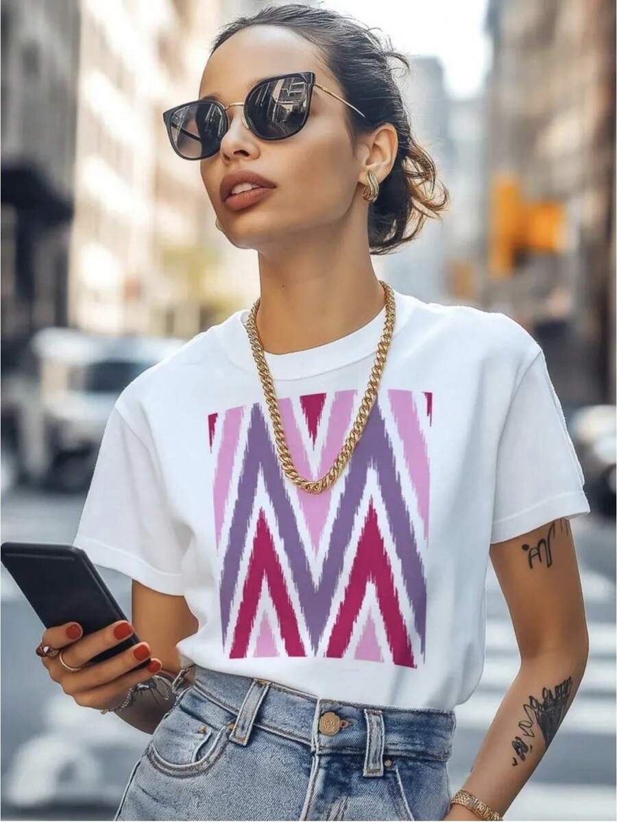 Camiseta de manga corta, holgada y versátil, casual y relajada, 100% algodón puro, estilo retro americano, moderna y elegante, con estampados, adecuada para ir al trabajo y para el ocio. - Negro - Ver 1