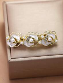 1pc New French Flower Rhinestone Inlaid Mini Hair Clip, Tiny Side Bangs Hairpin Accessories,Travel,Birthday, Claw Clips - White - View 3