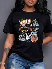 Winged Among Mythological Symbols That Evoke Strength, Courage And Adventure On A Dark Background. Women's T-Shirt With A Unique Print And Modern Artistic Touch. - 黑色 - 查看 1