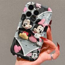 Disney Mickey And Minnie Mouse Phone Case, Official Disney Couple Character Design, Romantic Plush Mickey And Minnie In Love Heart Protective Cover. Compatible With IPhone 17, 16, 15, 14, 13, 12, 11 Pro Series, Featuring Plush-Style Mickey And Minnie Holding Hands On A Heart-Shaped Background With "In Love" Text, Perfect For Disney Fans And Couple Lovers To Showcase Their Favorite Characters, Ideal For Birthdays, Holidays, Anniversaries, Graduation Gifts, Or Any Special Occasion To Surprise Family, Friends, Classmates, And Loved Ones. - trắng - Xem 4