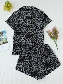 Bộ đồ ngủ nữ tay ngắn, quần short, họa tiết da báo, kiểu xếp ly phồng, chất liệu nhăn nhẹ. - Xám - Xem 11
