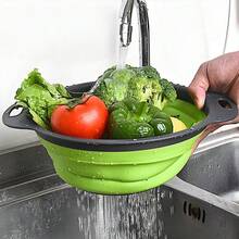 Collapsible Silicone Colander (Green) - Easy Storage, Ideal For Draining Pasta, Veggies & Fruits, Also Works As A Fruit/Berry Bowl, Must-Have For Campers - Màu xanh lá - Xem 8