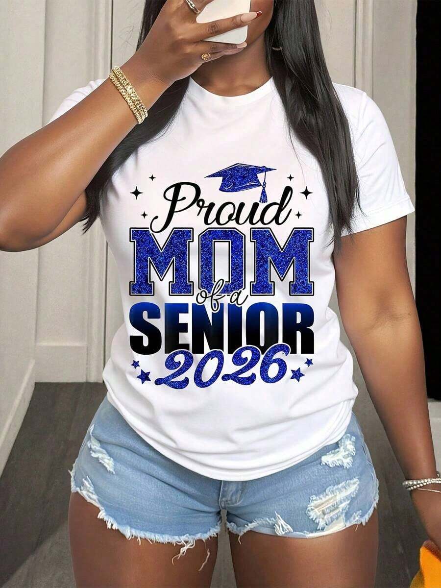 Plus Size Mom T-Shirt For The Class Of 2026, Flirty Lace Graduation Shirt For The Class Of 2026, Preppy Bow T-Shirt For The Class Of 2026, Graduation Party Gift Shirt For 2026, High School Graduation Shirt, Perfect Gift For Graduating Moms, Celebration Wear. | Casual Style - 白色 - 查看 1