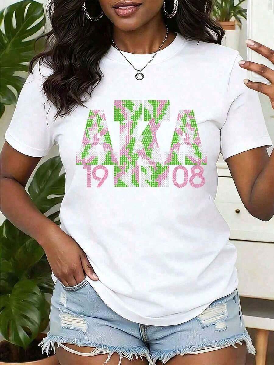 Aka 1908 Women's Camouflage Print Crew Neck T-Shirt, Casual Wear, Gift For Aka Sorority Members, 220gY2Y - Casual Spring Outfits For Women. | Exquisite Design | Loose And Comfortable | Easy To Match | - 白色 - 查看 1