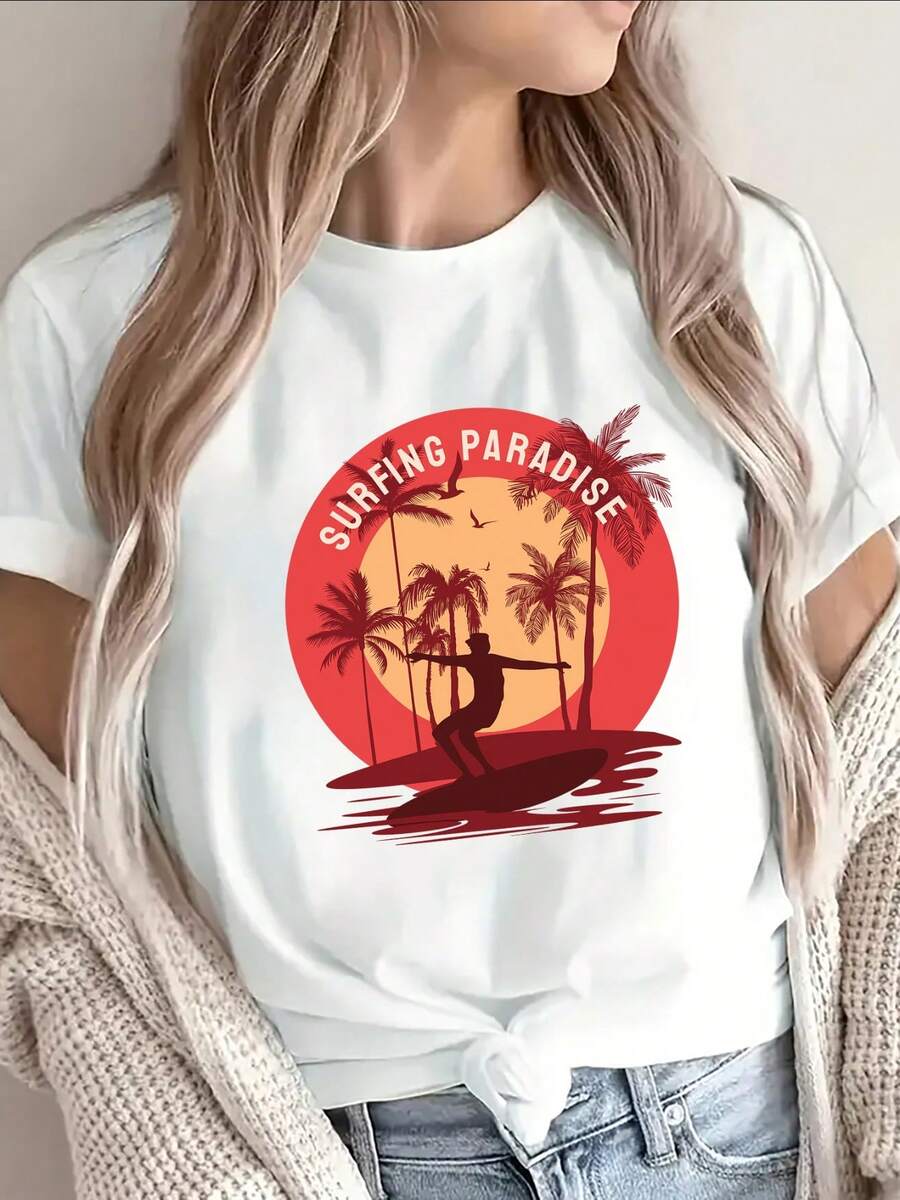 Camiseta de manga corta hecha de fibra con un estilo minimalista, diseñ para ser ligera y transpirable, i para salidas casuales y uso diario en entornos urbanos