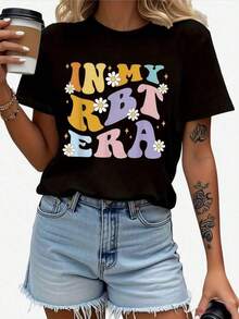 Camia Relajada para Hombres y ABA con Estampado "IN MY RBT ERA" (Terapeuta Comportamental Registrado), Camia Profesional RBT Retro, Suave, Transpirable y de Estilo Retro, Camia Casual de Manga Corta para Terapeutas ABA y Regalo para RBT.Transpirable y cómoda. - Negro - Ver 1
