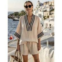 (Free Shipping)A Relaxed Two-Piece Summer Outfit For Women In A French Style – Featuring A Greek-Inspired V-Neck Top With Wide Sleeves And High-Waisted Shorts, Perfect For Casual Elegance And Comfort At The Beach - 米色 - 查看 9