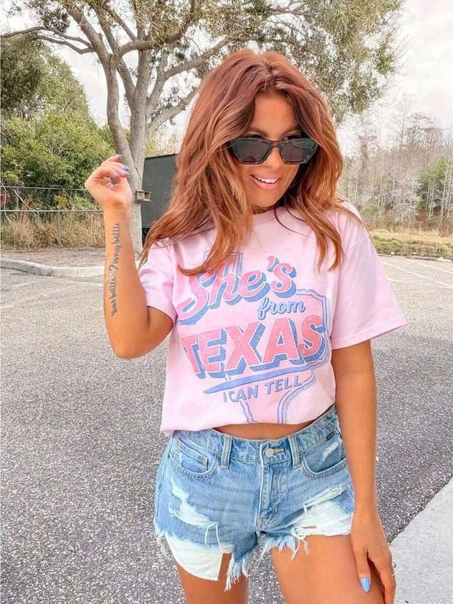 She's From Texas - Printed T-Shirt - Loose Fit - Relaxed And Comfortable Style - 粉色 - 查看 1