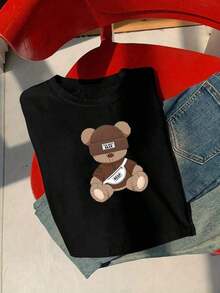Women's Casual Short-Sleeved T-Shirt With A Cute Cartoon Bear Print, A Simple And Very Sweet Design. Soft And Comfortable Fabric For Everyday Wear, Outings, And Walks. Looks Great Paired With Jeans And Shorts; A , Youthful Style Perfect For Looking Fresh And Pretty All Summer Long. 373R - 黑色 - 查看 3