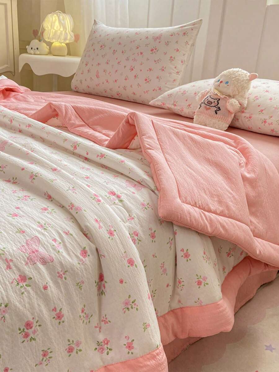 1pc Double-Layer Chiffon Summer Quilt, Dual-Person Air Conditioning Quilt For Dorm, Skin-Friendly Fabric, AB-Version Full Filling Design, Lightweight Soft Breathable Cool And Smooth, Silky Naked Feeling, Moisture-Wicking, Thin Quilt For Summer, Fashionable Printed Blanket, Suitable For Home Bedroom Decor, Wedding Supplies, Valentine's Day Home Decor, Easter Gifts, Mother's Day Gifts, All-Season Use - Pink - View 1