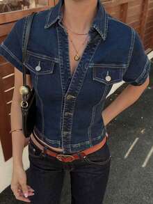 Camisa de mezclilla ajustada para mujer, cuello en V y manga corta, estilo retro y favorecedor - Azul - Ver 9