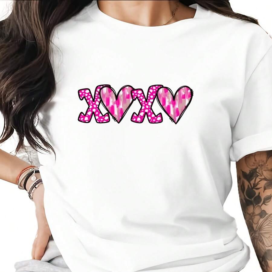 XOXO Valentine Digital Download, Heart Valentine Image, Pink Hearts Pattern, Love Hearts Digital Art, Valentine SVG File220g heavyweight 100% cotton T-shirt. Butterfly print. Unisex sizing. Round neck inspirational T-shirt. Cute and beautiful Y2K-inspired summer top, perfect for the outdoors, home, work, or street wear. Casual, loose-fitting everyday T-shirt. - Blanco - Ver 1