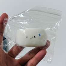 软绵绵静音迷你面包减压玩具，水性奶油质地，硅胶材质，DIY减压玩具，儿童成人减压神器 - 彩色 - 查看 10