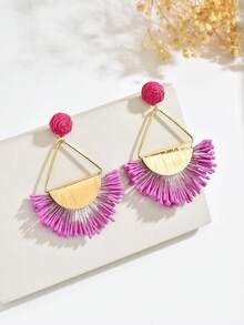 1 Pair Handmade Woven Raffia Geometric Pendant Earrings, Fashionable Unique Raffia Fan-Shaped Earrings, Suitable For Women's Daily, Vacation, And Party Wear - Hot Pink - View 4