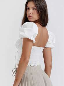 Blusa corta blanca de moda europea y americana, cuello cuadrado sensual con mangas abullonadas, diseño corto ombliguero, cintura ajustada y espalda descubierta - Blanco - Ver 4