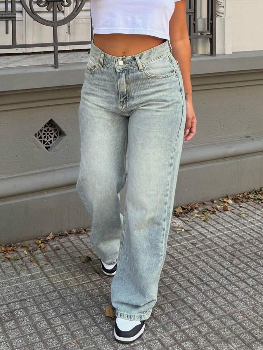 Celana Jeans Wanita Kasual Longgar Model Lurus - Light Wash - View 1