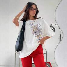 Camiseta de manga corta 100% algodón puro, estilo casual, versátil, elegante, fresca, con estampado de plantas, top oversize de moda. - Negro - Ver 3