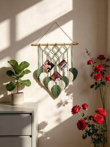 1 chiếc treo tường macrame boho trưng bày ảnh hình lá, thảm treo trang trí phòng phong cách aesthetic, kệ treo dệt tổ chức, nghệ thuật tường thực vật, trang trí nhà kiểu farmhouse, giá giữ ảnh kỷ niệm, vật trang trí tường bohemian, decor nội thất mộc mạc sang trọng cho phòng khách, phòng ngủ, căn hộ, ký túc xá, hành lang, lối vào, tường gallery, phong cách nhà ấm cúng, phông nền trưng bày ảnh, góc thiền, decor studio, decor cafe, điểm nhấn treo tối giản, ý tưởng quà tặng, trang trí phòng tự nhiên, decor kệ - Nhiều màu - Xem 4