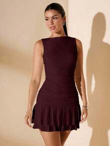 Vestido mini ajustado de mujer de color blanco liso sin mangas con volantes en la cintura y falda acampanada.Vestido de Body entero con capas para el verano, otoño e invierno - Granada - Ver 6