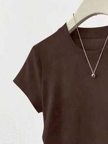 Camiseta de mujer de manga corta de cuello redondo y unicolor, minimalista y de moda para el verano - Café integral - Ver 4