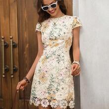 Women's Lace & Ditsy Floral Asymmetrical Hem Romantic Short Sleeve Dress Summer Dresses For Women  Dresses For Women Summer Summer Dresses For Women Summer Outfits For Women  Vacation Dress  Summer Vacation Outfits Women Going Out Outfits - Azul - Ver 7