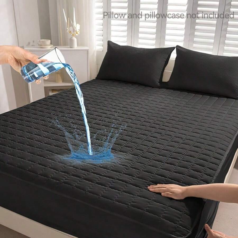 1 Waterproof Mattress Protector - Reusable Underpads, Solid Quilted Geometric Stitching Design, Thickened Durable Fabric, Suitable For Dorms, Camping, RVs And Hotels - Machine Washable, Mattress Waterproof, Camping Essentials, Modern Bed Cover - Black - View 1