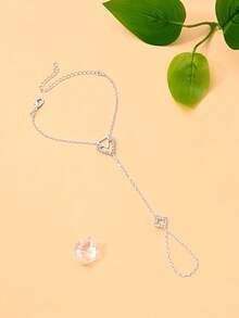 1 pieza Cadena para el dedo en forma de triángulo, accesorio de mano de moda europea y americana para fiestas de noche - Plateado - Ver 2